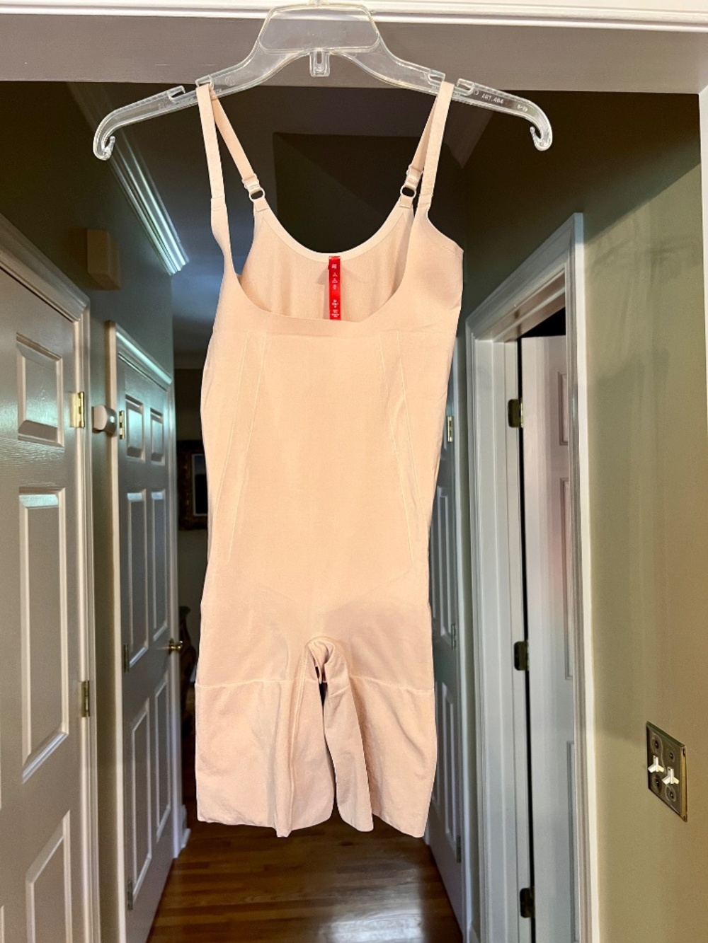 SPANX Sculpt OnCore Open-Bust Mid-Thigh Bodysuit Shaper Oat Nude Size SMALL
